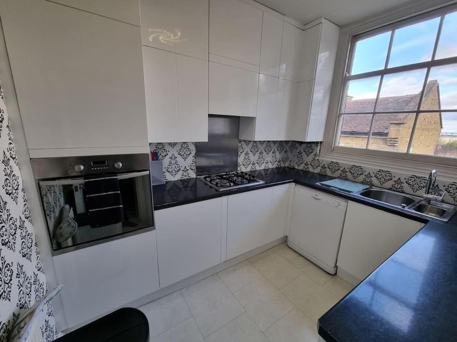 Beautiful Apartment In The Heart Of Rochester Рочестер Екстер'єр фото
