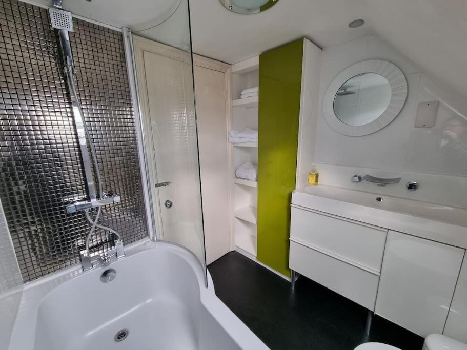 Beautiful Apartment In The Heart Of Rochester Рочестер Екстер'єр фото