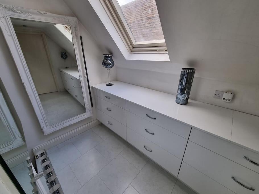 Beautiful Apartment In The Heart Of Rochester Рочестер Екстер'єр фото