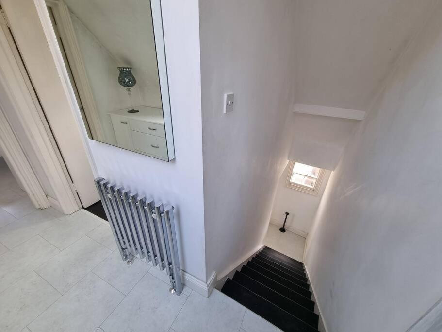 Beautiful Apartment In The Heart Of Rochester Рочестер Екстер'єр фото